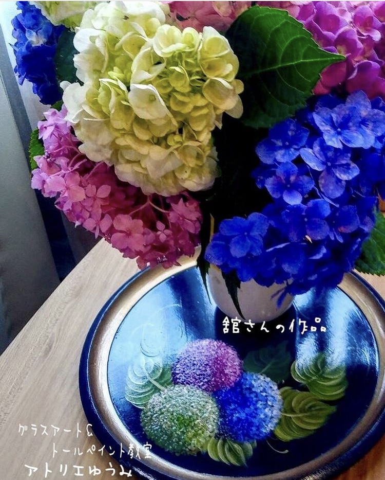トールペイントの紫陽花とグラスアートの紫陽花